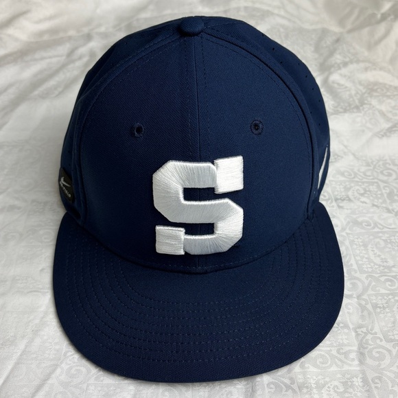 Nike Other - Penn State Nittany Lions Nike On Field Dri-Fit Size 7 1/4 Cap Hat Logo Fitted